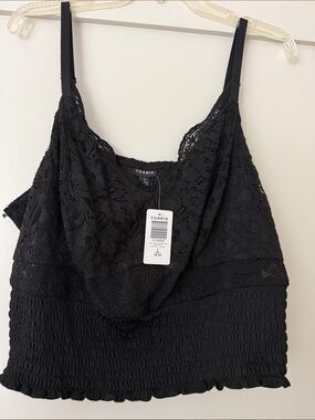 Torrid. NWT. Size 2x. Black Lace Smocked Cami /Crop Top